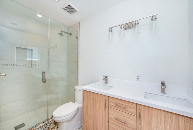 Photo - 636 Malaga Ave