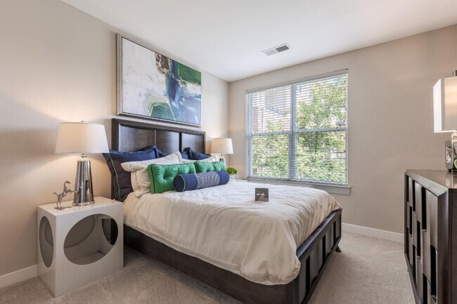 Photo - Azure Oxford Square