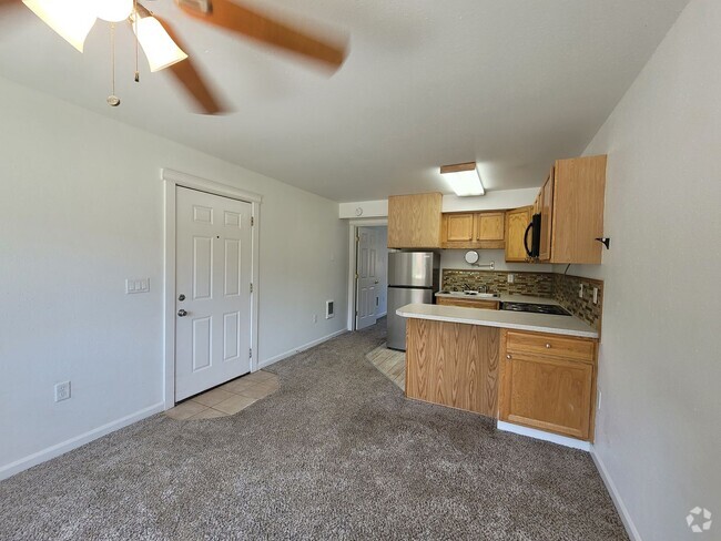 Building Photo - 01237 Unit 01238 Rental