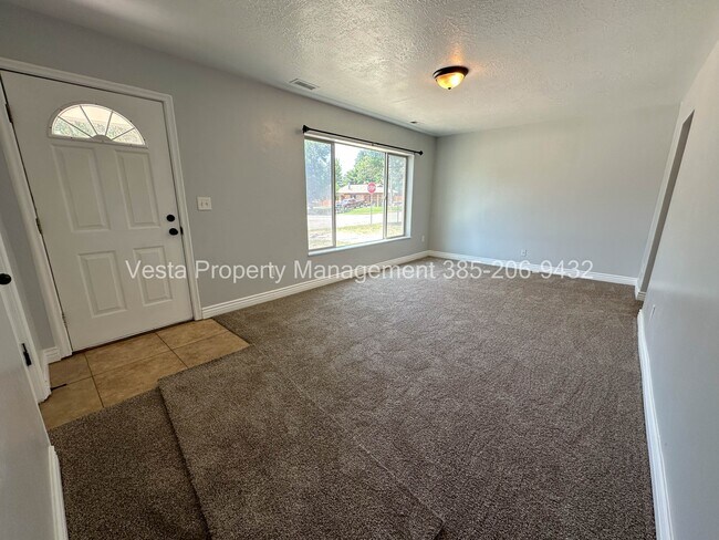 Photo - 3506 Eccles Ave