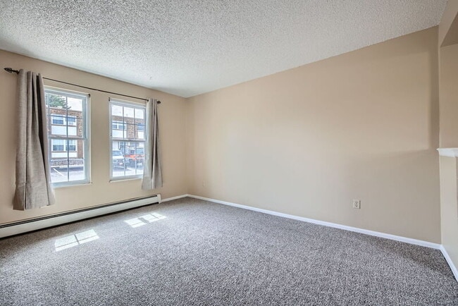 Photo - 1233 Willow Bend C