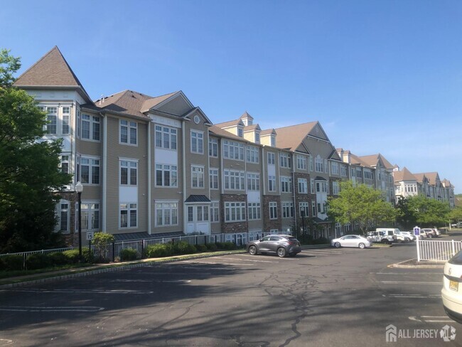 Building Photo - 1105 Cedar Village Blvd Rental