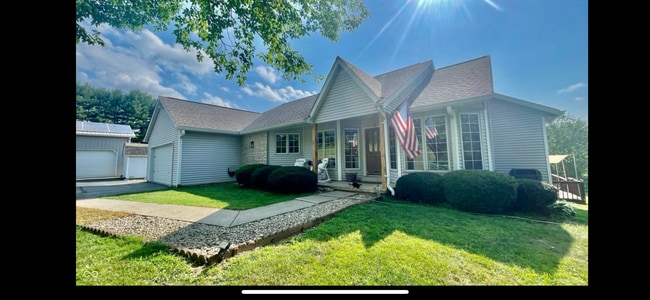 Photo - 9002 Grandview Rd