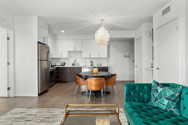 Photo - 739 S Ogden Dr Unit ID1022644P