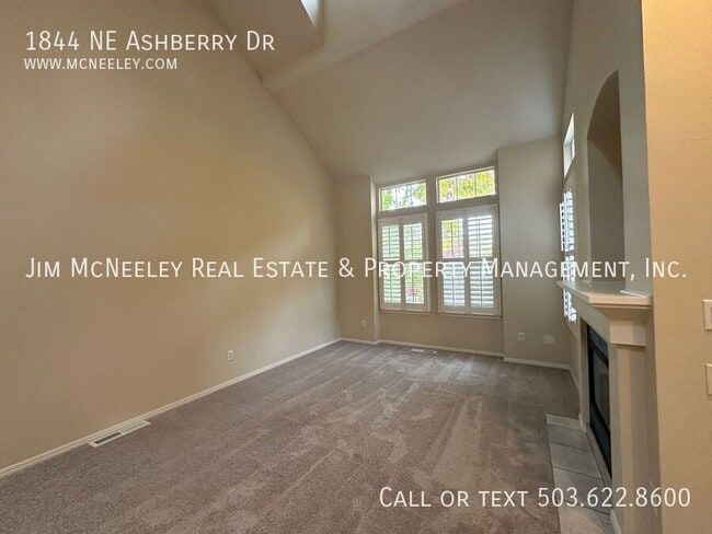 Photo - 1844 NE Ashberry Dr