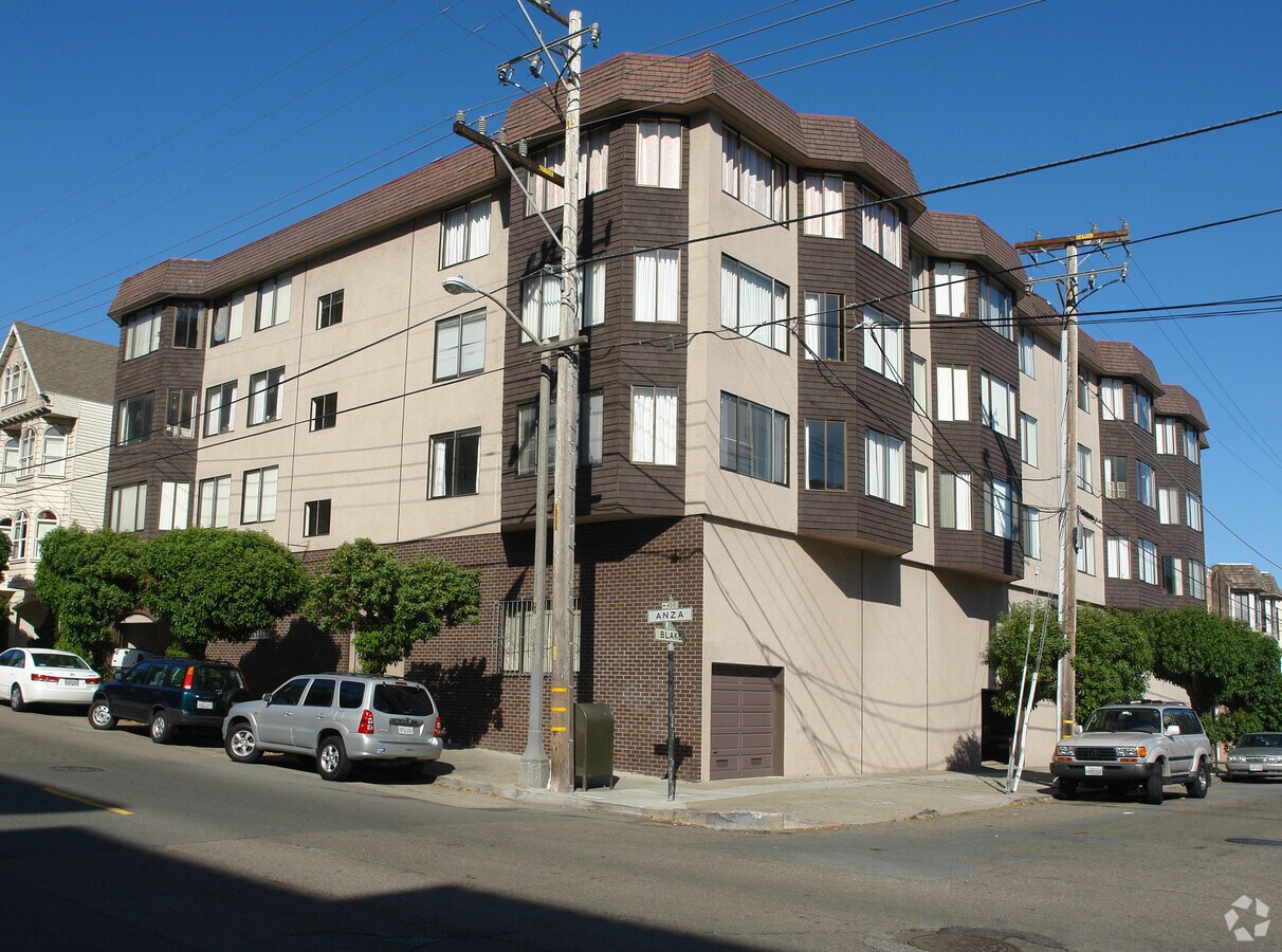 Photo - 400 Anza St Apartments