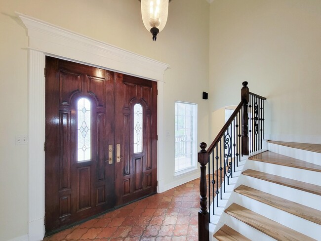 Photo - 18603 Point Lookout Dr