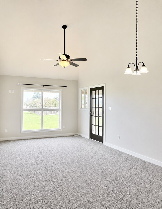 Photo - 71 Waiaka Ln