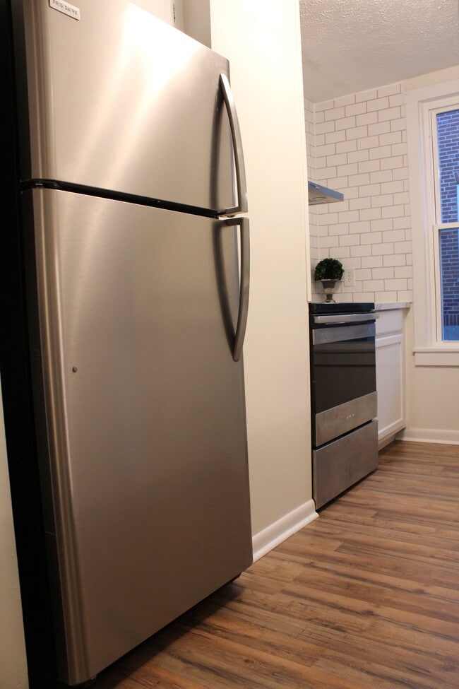 Kitchen - 13 E North Ave Unit 1