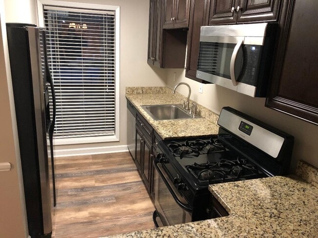 Photo - 615 Wynnes Ridge Cir SE Unit 615