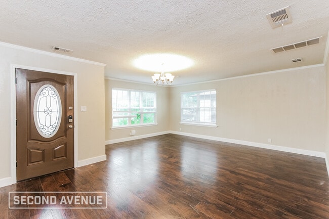 Photo - 2114 S Tyler St