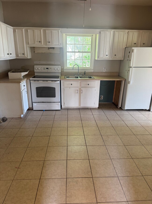 Photo - 8125 Jackson Ave