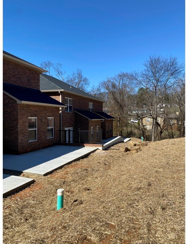 Photo - 1338 Gatewood Ln