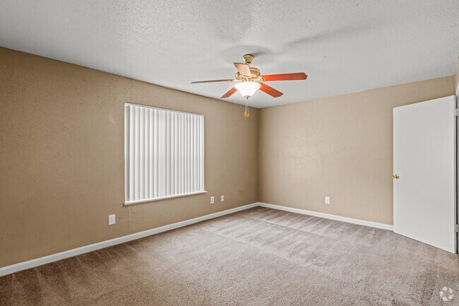 3B/2BA - 1156sqft - Ashton Pines