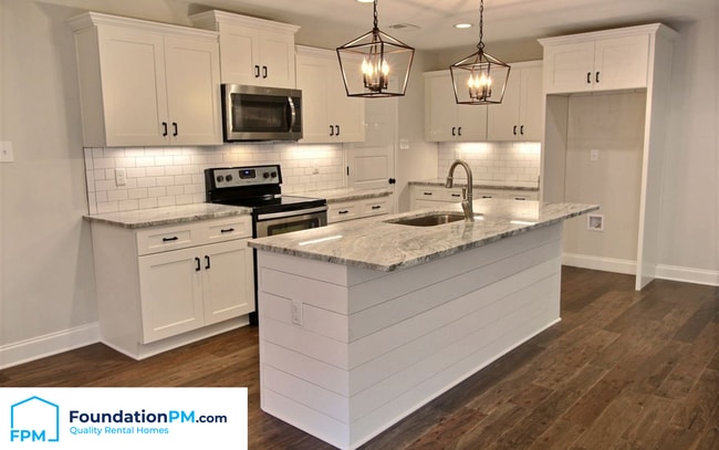 Photo - 1155 Brado Dr