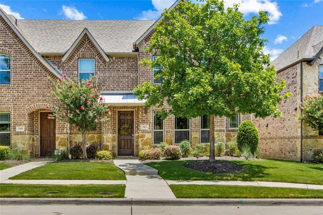 Photo - 313 Tottenham Ct