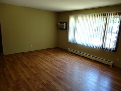 Photo - 146 Cherry St Unidad Cherry Street Apartments