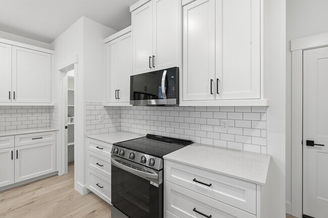 Photo - 2152 E Deep Purple Ln