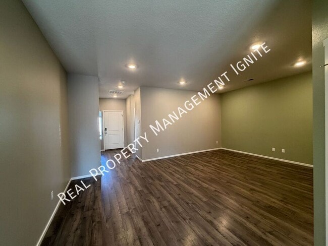 Photo - 1430 NW Upas Pl