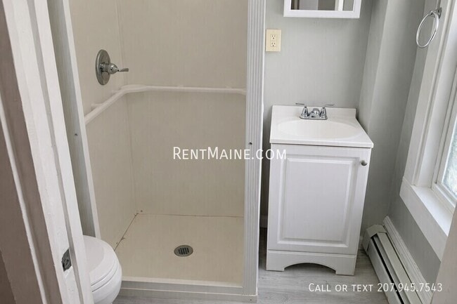 Photo - 254 Elm St Unit 3