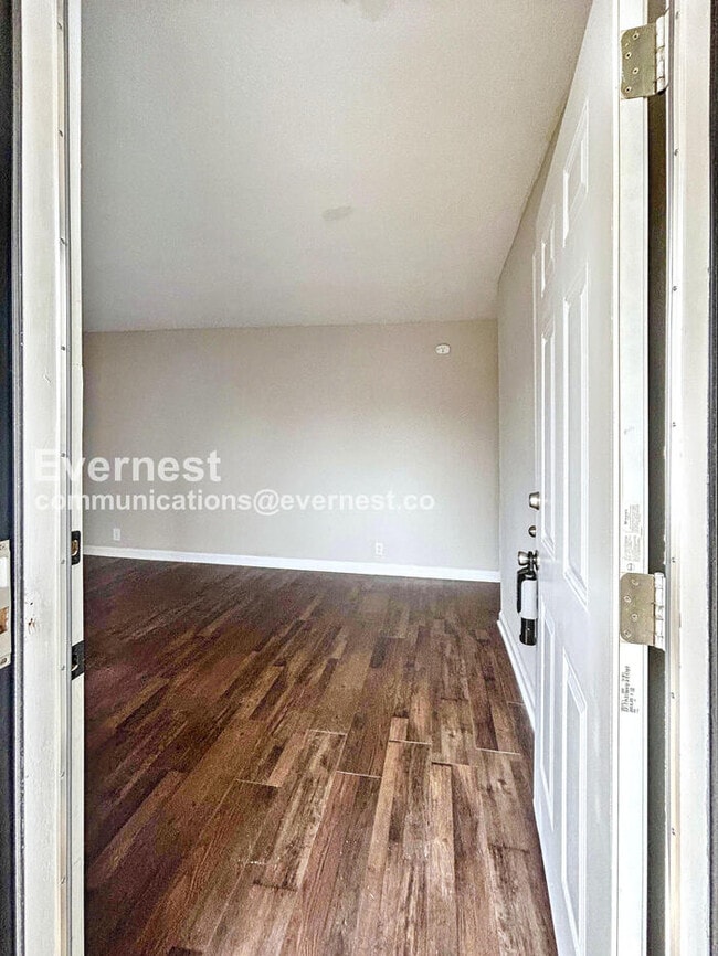 Photo - 561 Brightsfield Ct