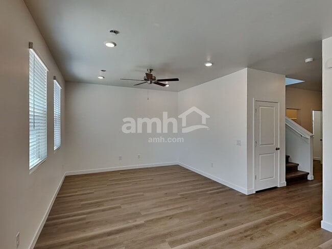 Photo - 9540 Harkes Dr