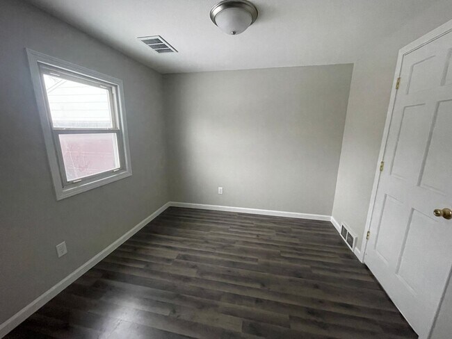 Photo - 2bd 1ba House for Rent Hudson, IA