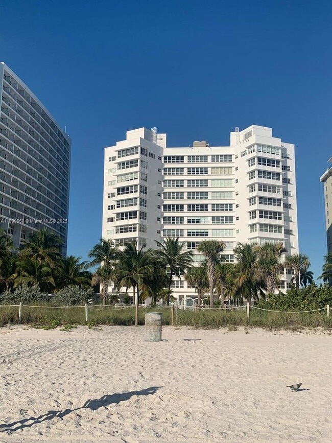 Photo - 4925 Collins Ave Unidad 5G
