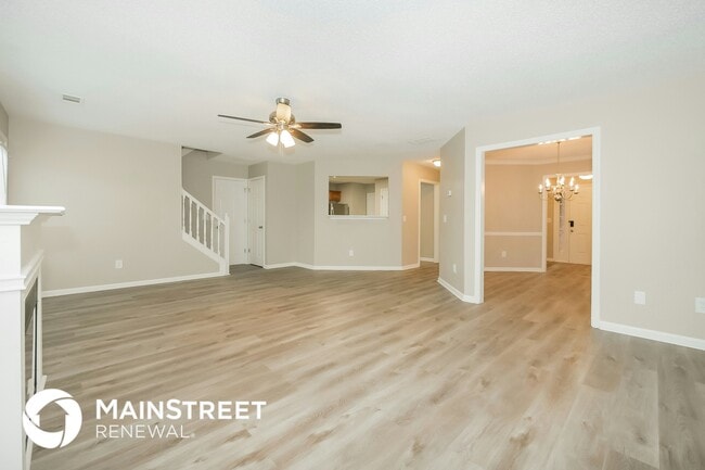 Photo - 1912 Simmons Ln