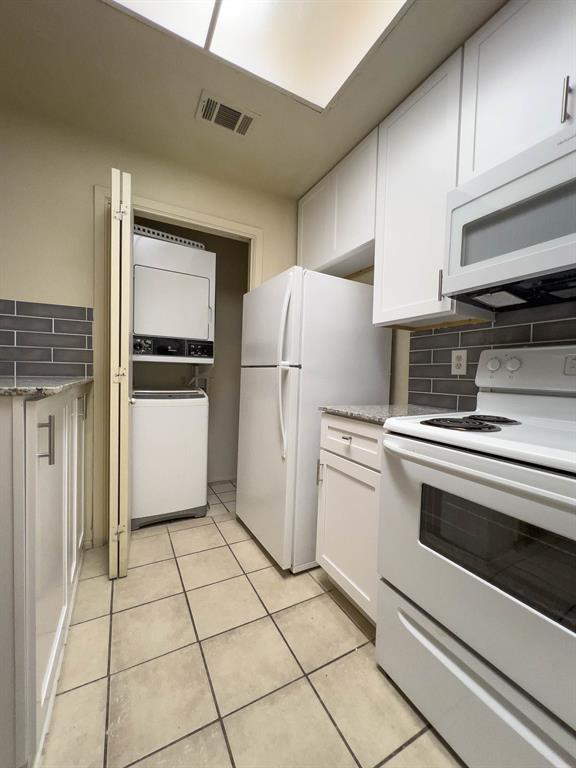 Photo - 806 W 24th St Unit 130