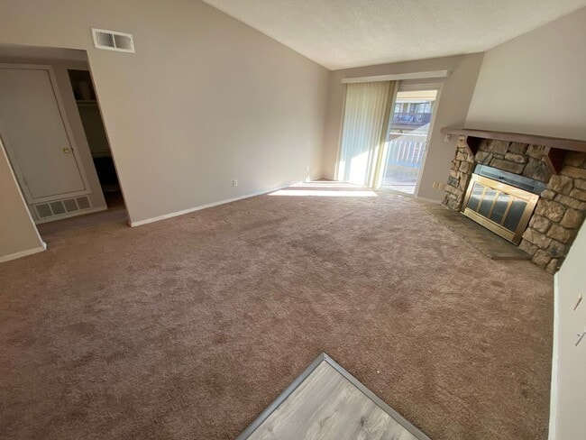 Photo - Sunflower Condo, Aurora!