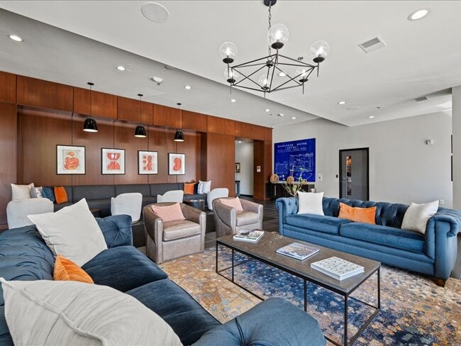 Photo - Vantage on the Park