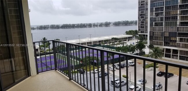 Photo - 1901 Brickell Ave Unit B906