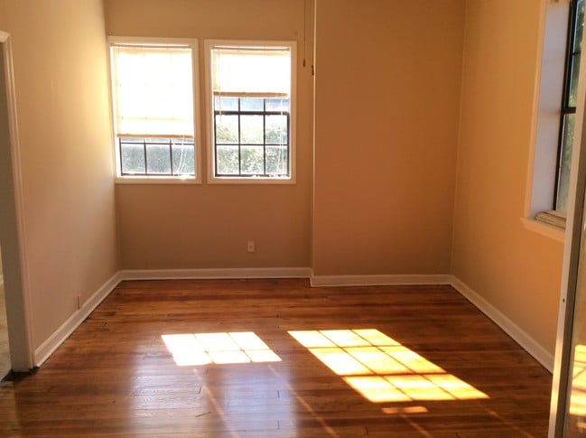Photo - 325 5th Ave