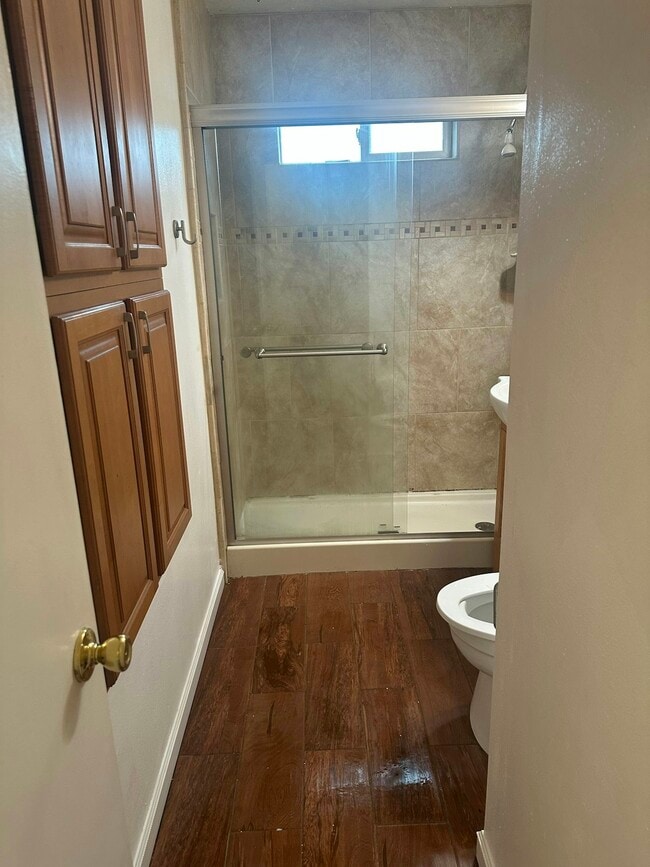 1001 Elizabeth Ln