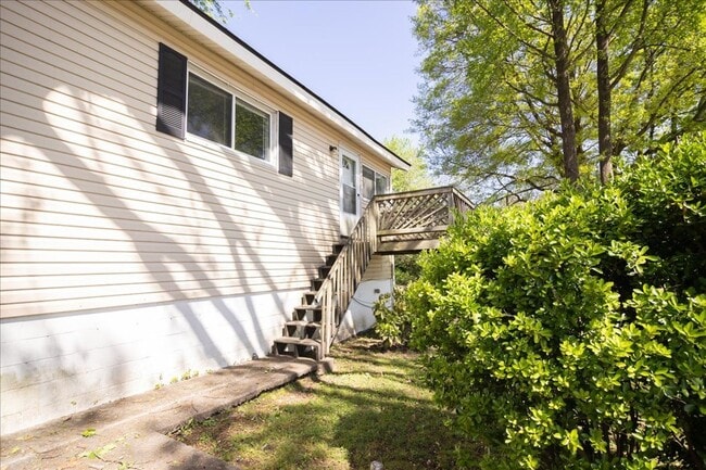 Photo - 2bd/1ba Duplex Unit in the Heart of Howell Station Minutes from W. Midtown!!