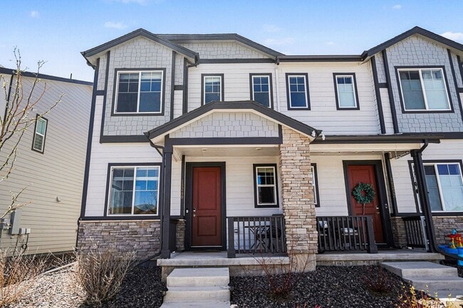 Building Photo - Gorgeous 3 bed 2.5 bath Home Available in Parker!