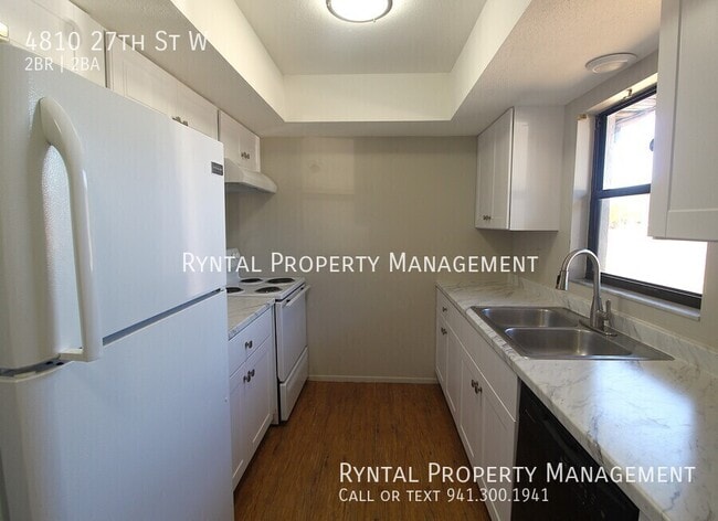 Photo - 4810 27th St W