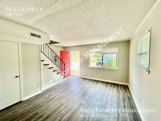 Photo - 94 S Cedar Ln