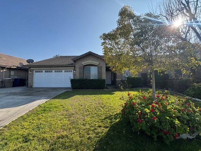 Photo - Spacious SW home with an office!