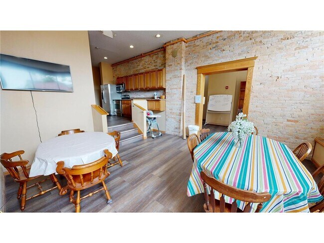 Photo - 539 Pacific Ave SW Unit Group Home