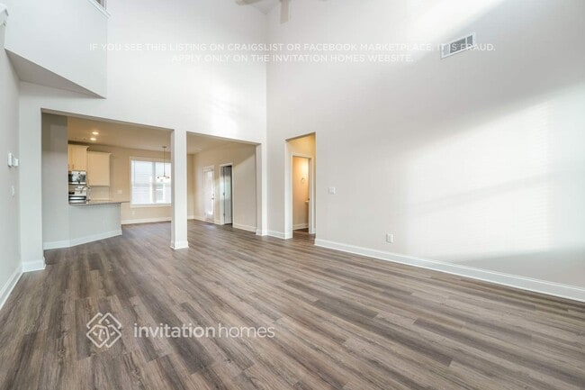 180 Katherine St
