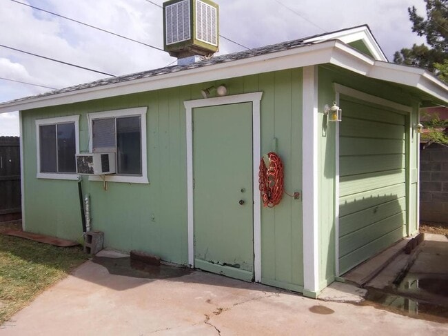 Photo - 1033 S 5th St