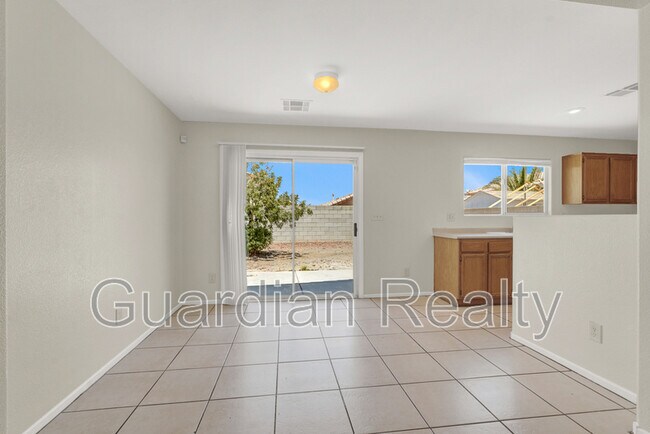 Photo - 2022 Peacemaker Rd