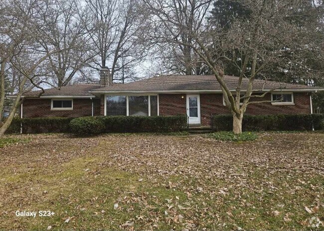 Building Photo - 3-bedroom 1-bath home. Tallmadge Ohio.