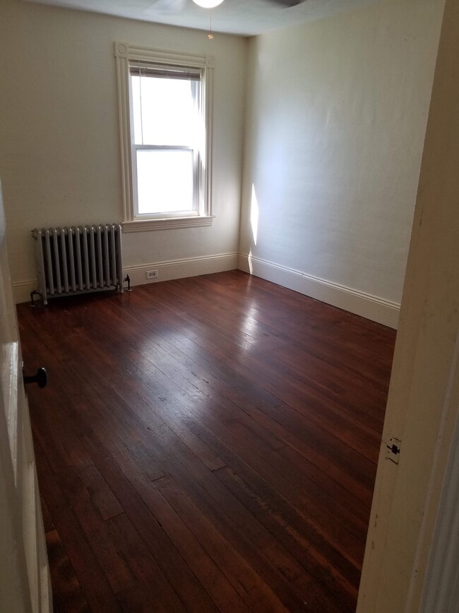 Bedroom - 48 Warren Ave Unit #1