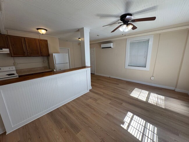 Photo - 2 Bedroom Walkable to Campus Pre-Leasing f...