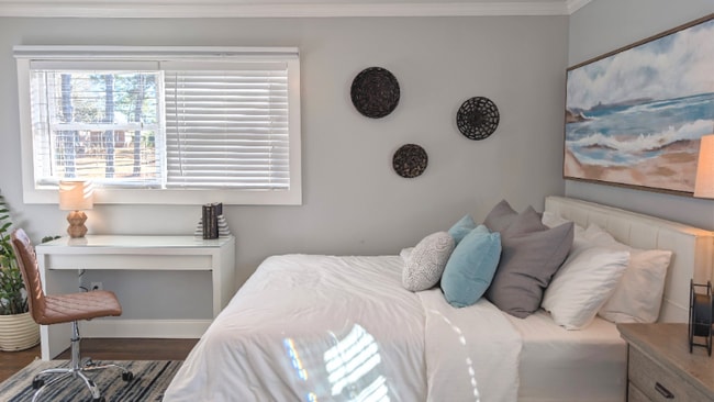 Photo - 831 Parkway Dr Unidad 1st FL