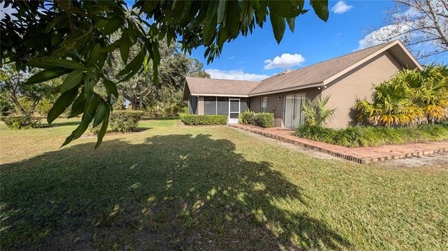 408 Lexington Dr