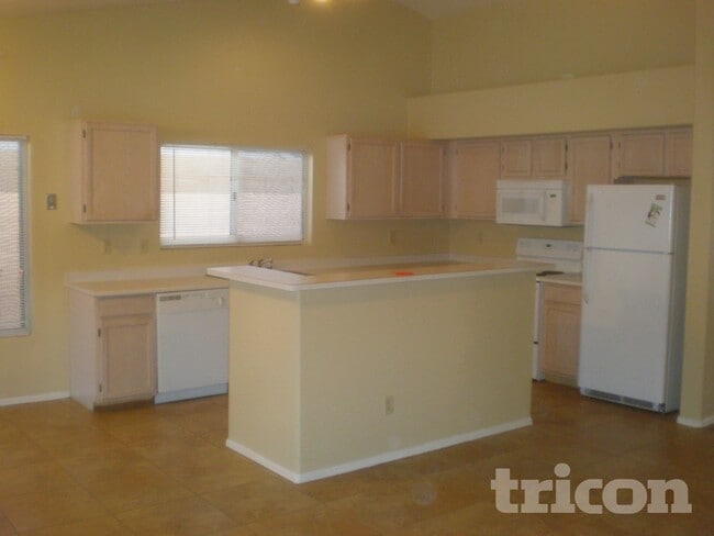 Photo - 17521 N 86th Ave